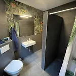 Ganzes Haus I Teams I Monteure I 4 Einzelzimmer I 2 Doppelzimmer I 2025 Renoviert I Smart Tv I Garten I 3 Baeder * Ibbenbüren