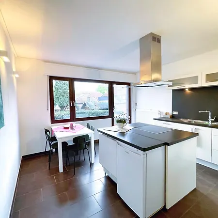 Monteurwohnung Korte, Teams, 4 Einzelzimmer, 2 Doppelzimmer 2024 Renoviert, Smart Tv, Garten, 3 Baeder * Ibbenbüren