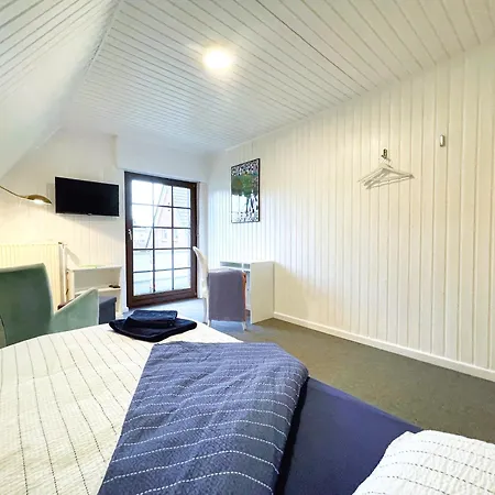 Appartamento Monteurwohnung Korte, Teams, 4 Einzelzimmer, 2 Doppelzimmer 2024 Renoviert, Smart Tv, Garten, 3 Baeder Ibbenbüren