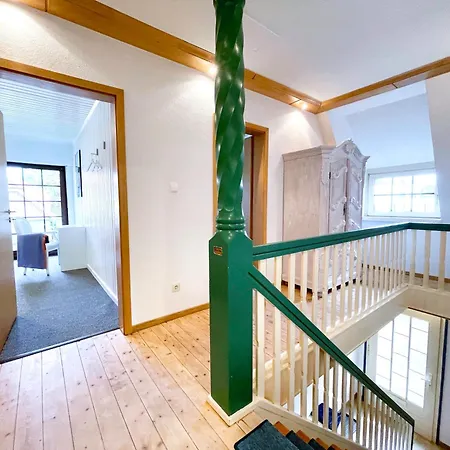 Monteurwohnung Korte, Teams, 4 Einzelzimmer, 2 Doppelzimmer 2024 Renoviert, Smart Tv, Garten, 3 Baeder Apartman Ibbenbüren