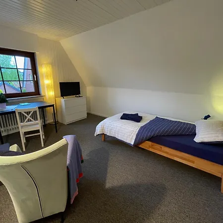 Apartman Monteurwohnung Korte, Teams, 4 Einzelzimmer, 2 Doppelzimmer 2024 Renoviert, Smart Tv, Garten, 3 Baeder *