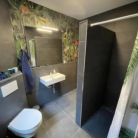 Ganzes Haus I Teams I Monteure I 4 Einzelzimmer I 2 Doppelzimmer I 2025 Renoviert I Smart Tv I Garten I 3 Baeder * Ibbenbüren