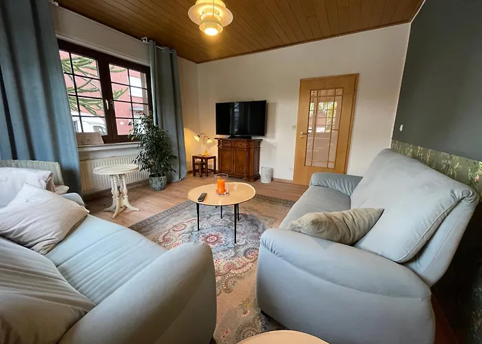 Appartement Monteurwohnung Korte, Teams, 4 Einzelzimmer, 2 Doppelzimmer 2024 Renoviert, Smart Tv, Garten, 3 Baeder