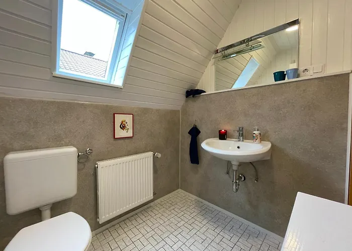 Appartement Monteurwohnung Korte, Teams, 4 Einzelzimmer, 2 Doppelzimmer 2024 Renoviert, Smart Tv, Garten, 3 Baeder